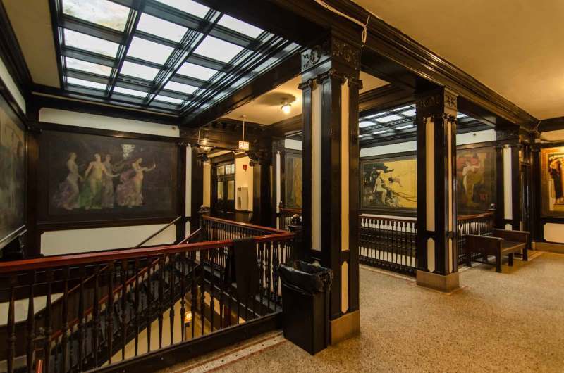 fine-arts-building-hallway