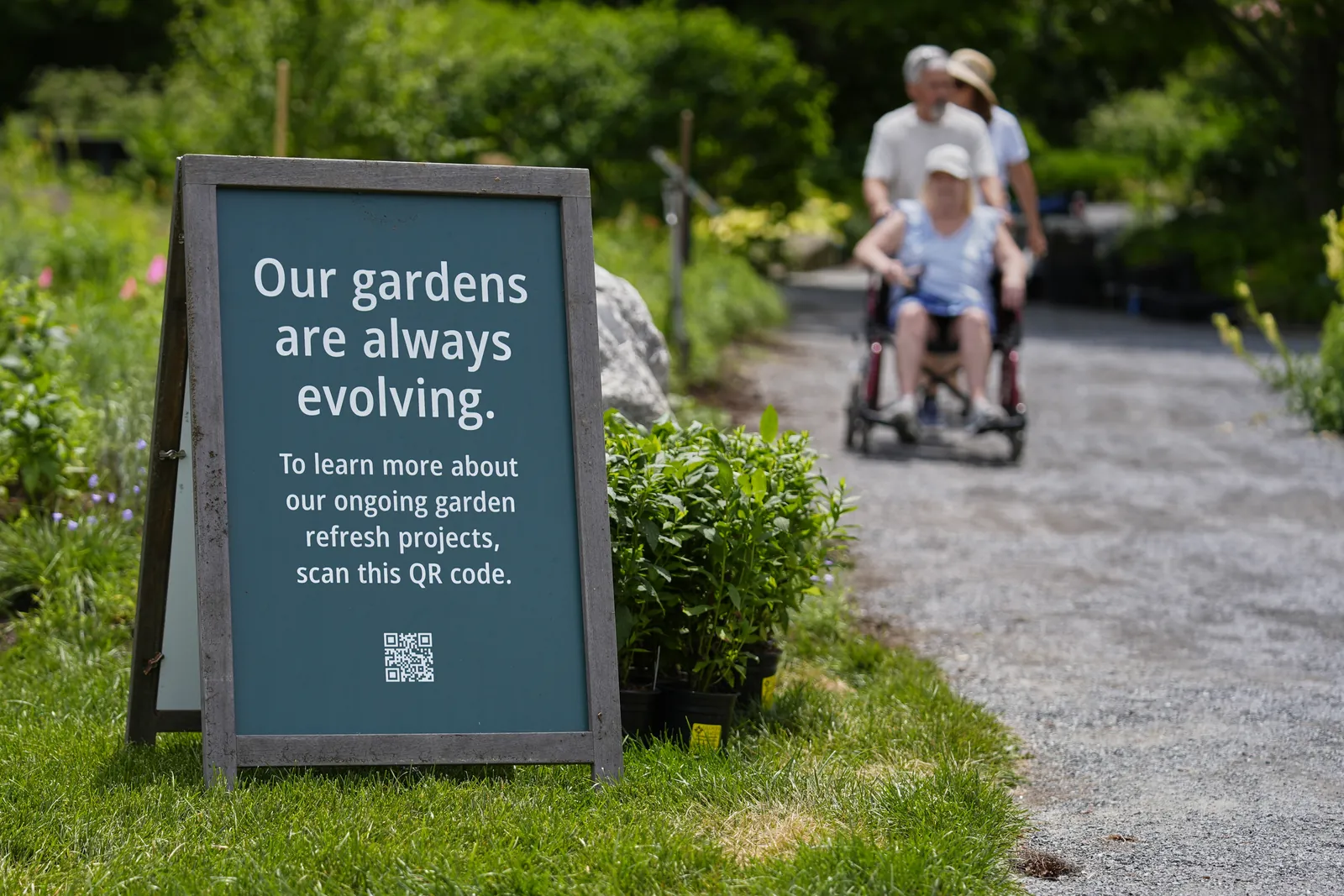 Coastal Maine Botanical Garden Exterior Sign Visitor Customer Wheelchair Accessibility