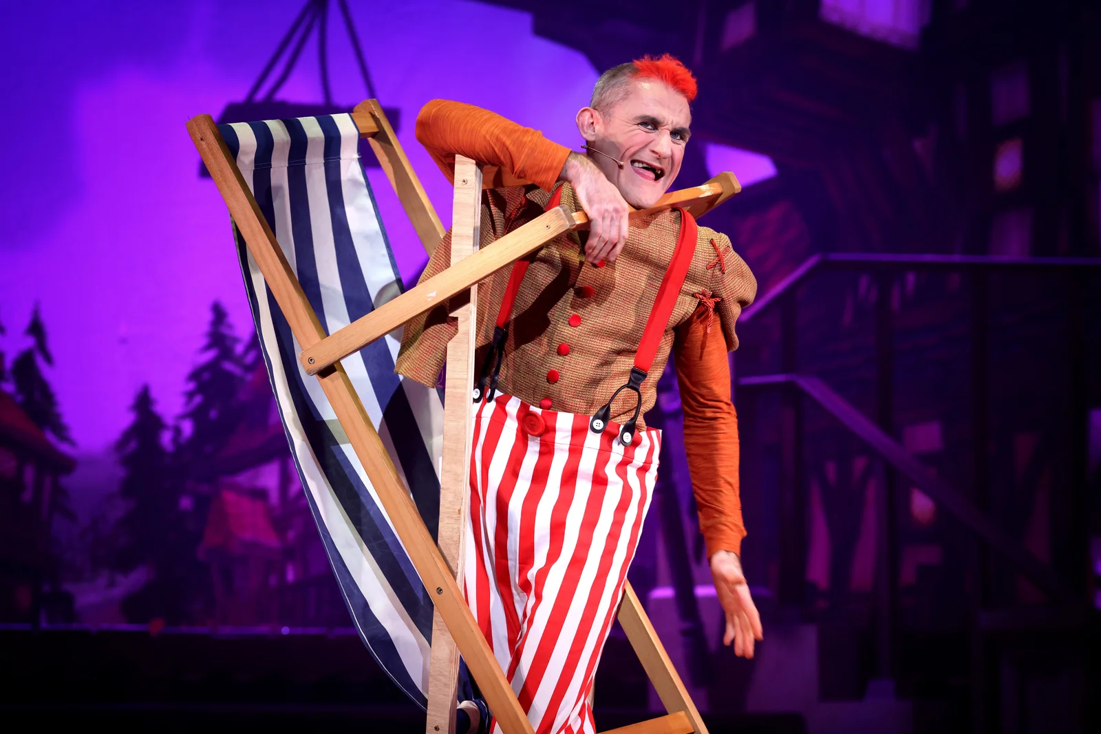 Everyman Theatre Cheltenham Stage Performer With Deck Chair