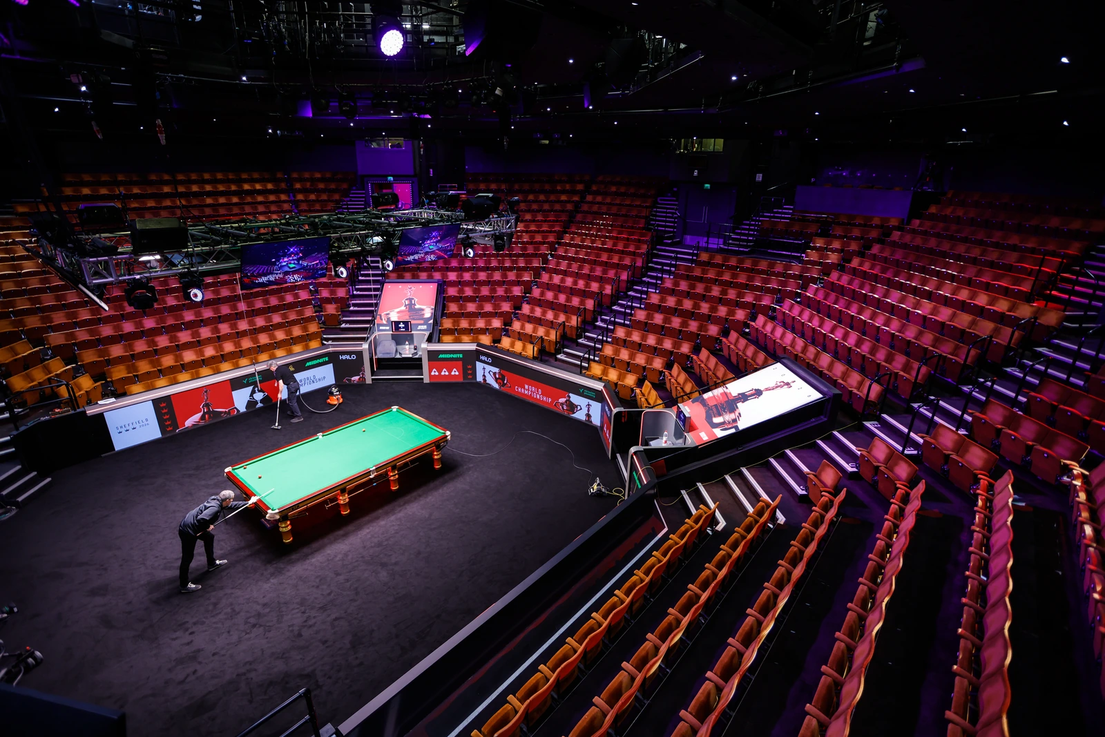 Crucible Single Table Arena And Empty Seating Sheffield Theatres World Snooker Championship 2026