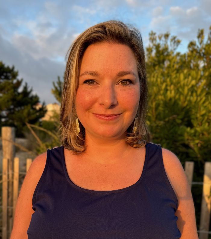 Whitney Estrin Headshot